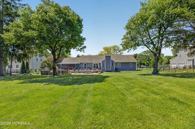 76 Coldspring Road, Freehold, NJ 07728