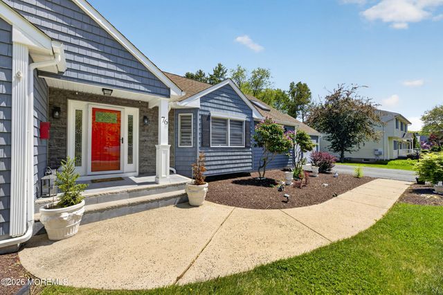 76 Coldspring Road, Freehold, NJ 07728