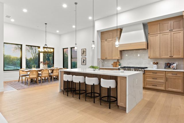 23796 Landon Evan Ln, Auburn, CA 95602