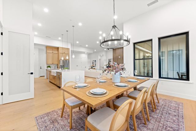 23796 Landon Evan Ln, Auburn, CA 95602