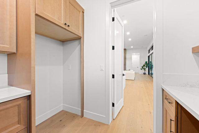 23796 Landon Evan Ln, Auburn, CA 95602