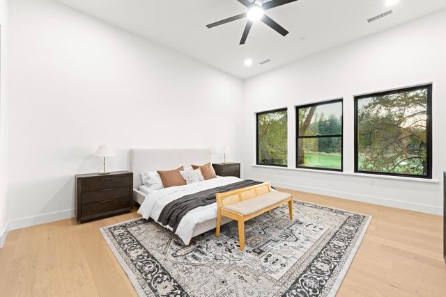 23796 Landon Evan Ln, Auburn, CA 95602