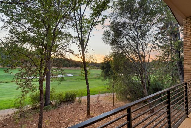 23796 Landon Evan Ln, Auburn, CA 95602