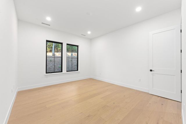 23796 Landon Evan Ln, Auburn, CA 95602