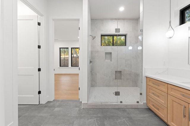23796 Landon Evan Ln, Auburn, CA 95602