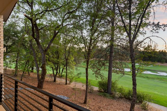 23796 Landon Evan Ln, Auburn, CA 95602
