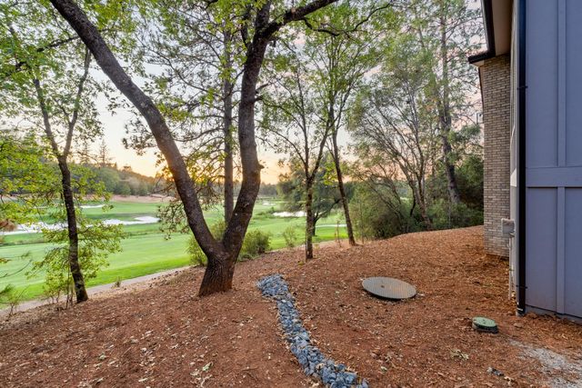 23796 Landon Evan Ln, Auburn, CA 95602