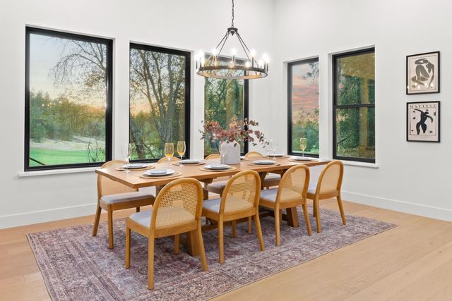 23796 Landon Evan Ln, Auburn, CA 95602