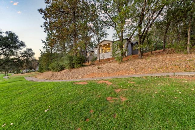 23796 Landon Evan Ln, Auburn, CA 95602