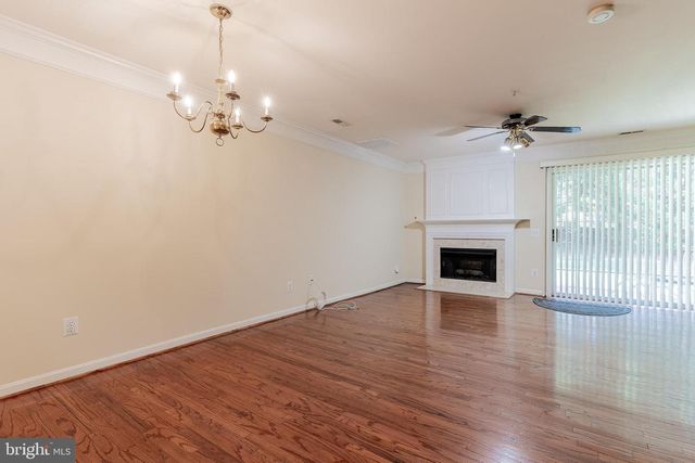 21773 BALDWIN SQ, Sterling, VA 20164