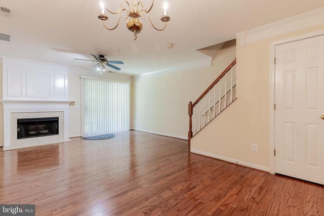 21773 BALDWIN SQ, Sterling, VA 20164