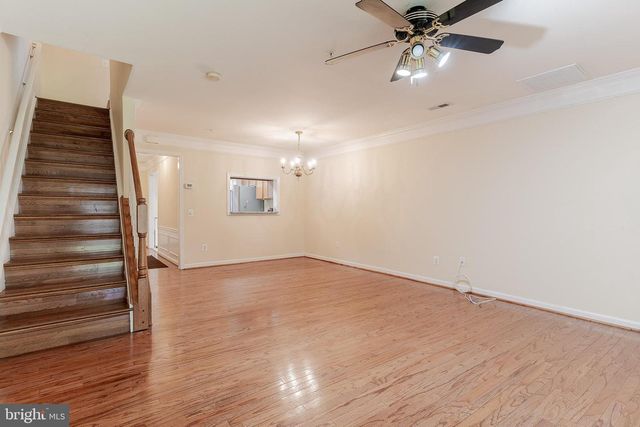 21773 BALDWIN SQ, Sterling, VA 20164