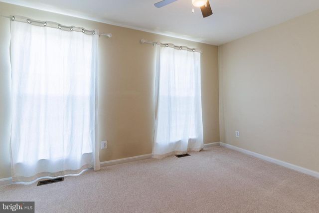 21773 BALDWIN SQ, Sterling, VA 20164