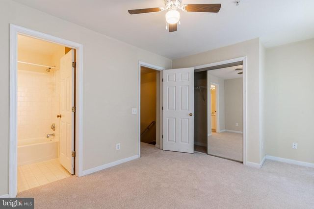 21773 BALDWIN SQ, Sterling, VA 20164