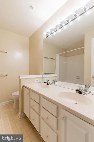 21773 BALDWIN SQ, Sterling, VA 20164
