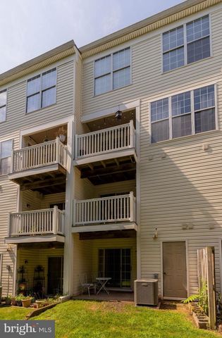 21773 BALDWIN SQ, Sterling, VA 20164
