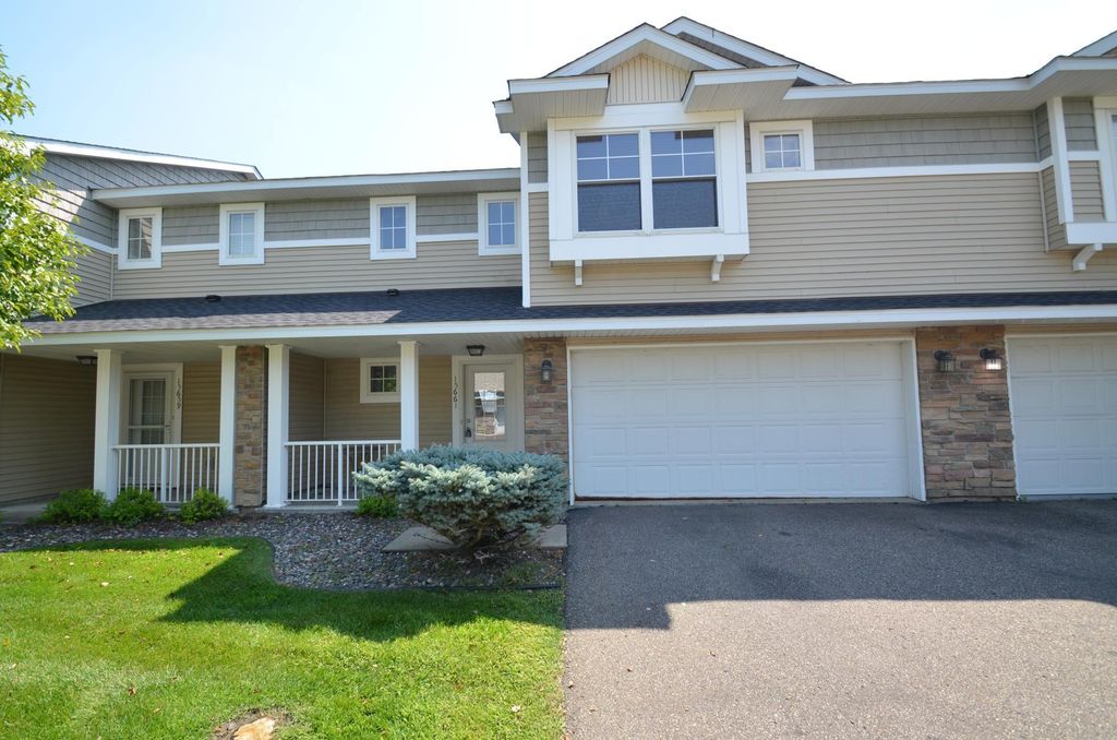 15661 60th Avenue N, Plymouth, MN 55446