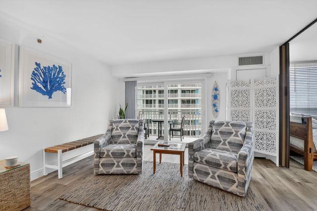 3215 S Ocean Boulevard 412, Highland Beach, FL 33487