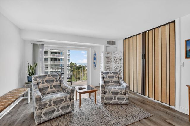 3215 S Ocean Boulevard 412, Highland Beach, FL 33487