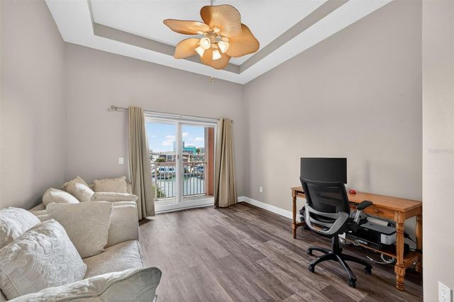 205 BRIGHTWATER DRIVE 202, Clearwater Beach, FL 33767