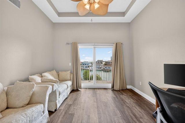 205 BRIGHTWATER DRIVE 202, Clearwater Beach, FL 33767