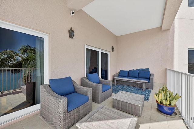205 BRIGHTWATER DRIVE 202, Clearwater Beach, FL 33767