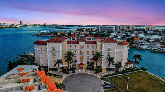 205 BRIGHTWATER DRIVE 202, Clearwater Beach, FL 33767
