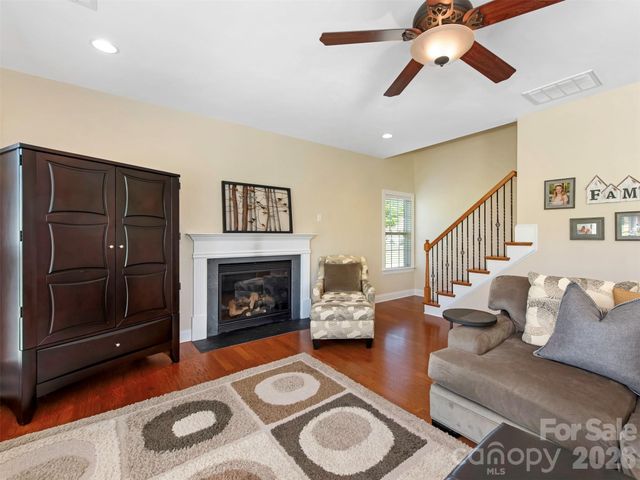 8638 Savannah Road, Harrisburg, NC 28075