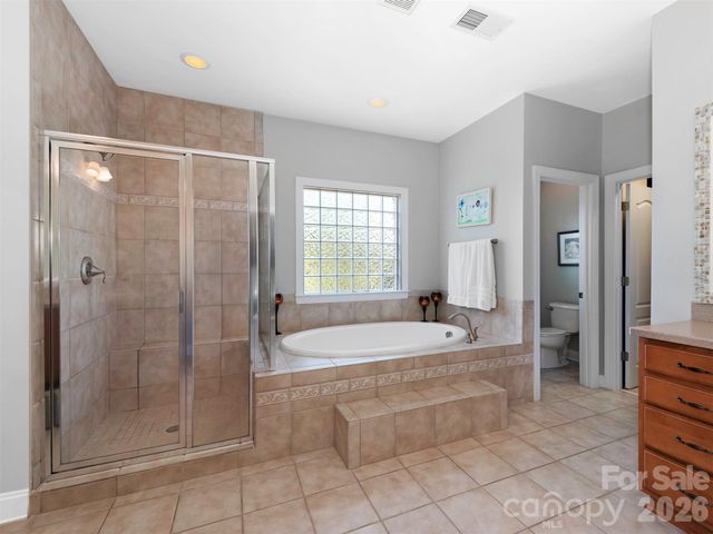 8638 Savannah Road, Harrisburg, NC 28075