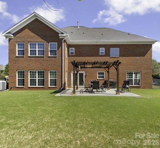 8638 Savannah Road, Harrisburg, NC 28075