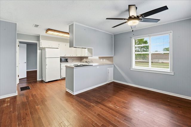 15106 County Road 431, Lindale, TX 75771