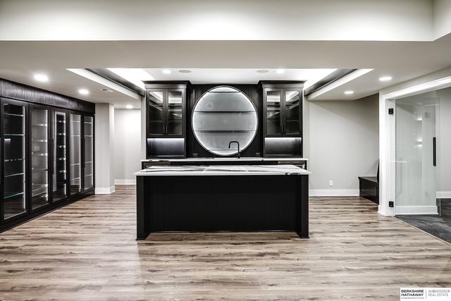 21112 Laurel Avenue, Omaha, NE 68022