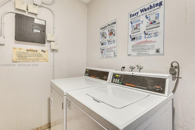 250 181st Dr 102, Sunny Isles Beach, FL 33160