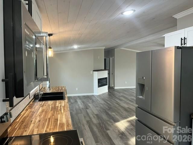 204 A L Fox Road, Taylorsville, NC 28681