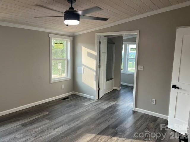 204 A L Fox Road, Taylorsville, NC 28681