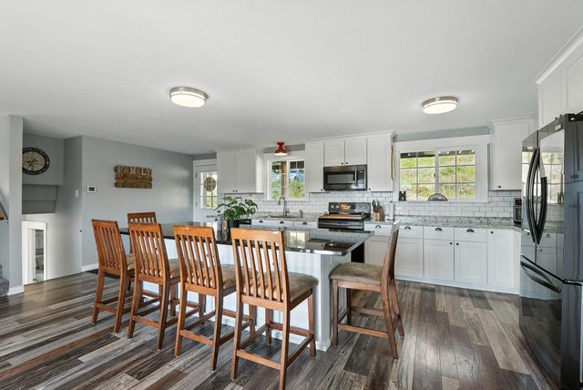 1721 Kirkpatrick Rd, Elk, WA 99009