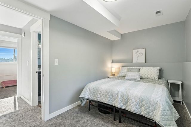 1721 Kirkpatrick Rd, Elk, WA 99009