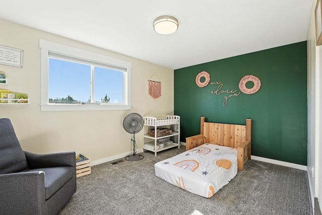 1721 Kirkpatrick Rd, Elk, WA 99009