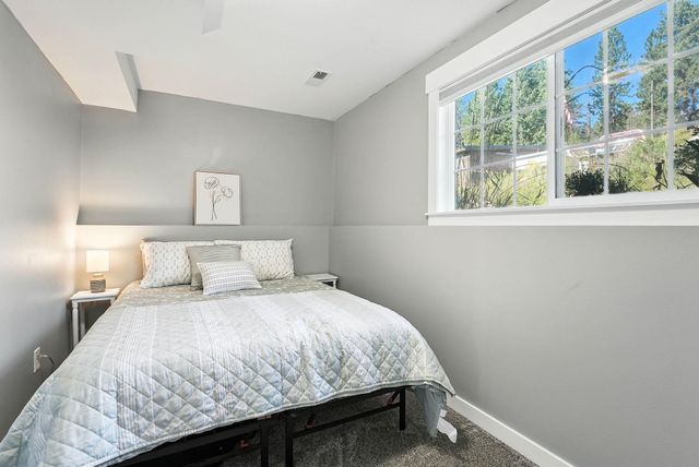 1721 Kirkpatrick Rd, Elk, WA 99009