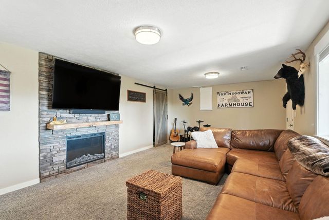 1721 Kirkpatrick Rd, Elk, WA 99009