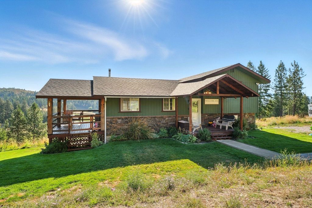 1721 Kirkpatrick Rd, Elk, WA 99009