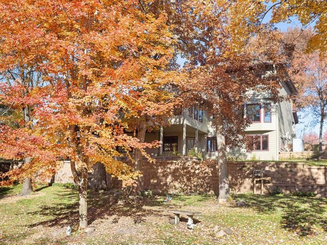 1930 127th Circle NW, Coon Rapids, MN 55448