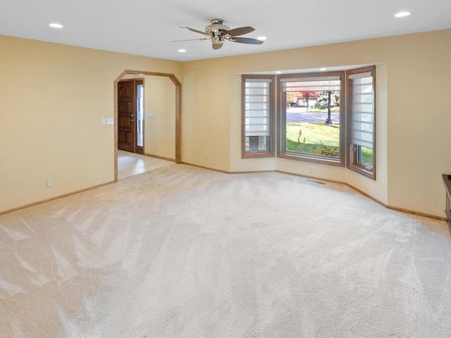 1930 127th Circle NW, Coon Rapids, MN 55448