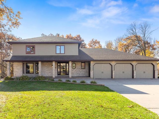 1930 127th Circle NW, Coon Rapids, MN 55448