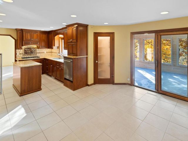 1930 127th Circle NW, Coon Rapids, MN 55448