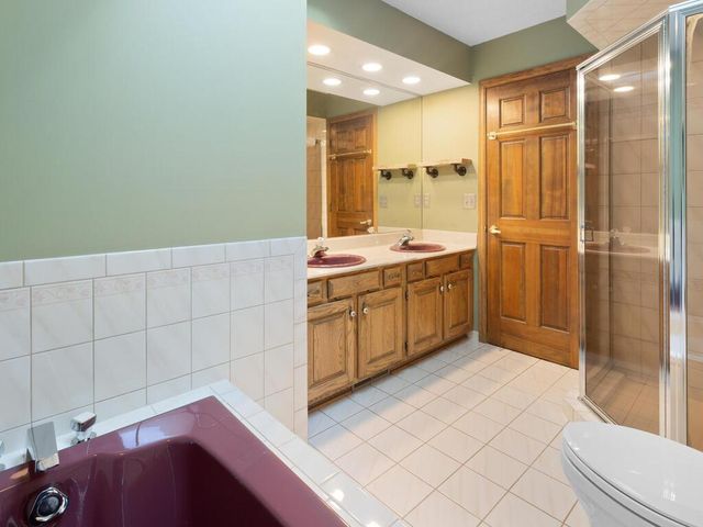 1930 127th Circle NW, Coon Rapids, MN 55448