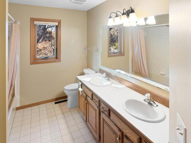 1930 127th Circle NW, Coon Rapids, MN 55448