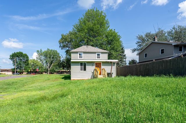 488 Minneapolis Avenue S, Amery, WI 54001