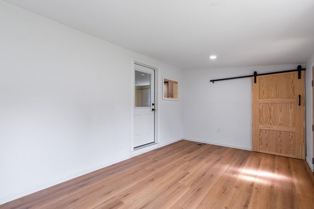 488 Minneapolis Avenue S, Amery, WI 54001