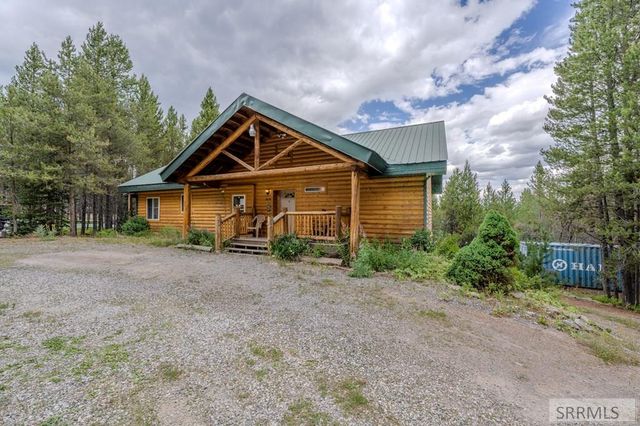 4119 Huckleberry Lane, Island Park, ID 83429